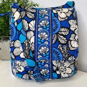 Vera Bradley Blue Bayou Mailbag Messenger Shoulder Bag‎ Crossbody Strap